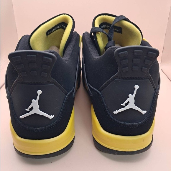 Nike Air Jordan 4 Retro Men’s 12 Black/white Tour yellow main image 3